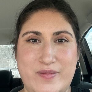 Meet your Posher, Monique